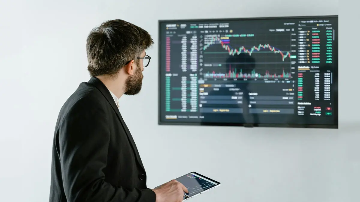 Why Regulation, Transparency, and Risk Controls Matter When Comparing Forex Brokers